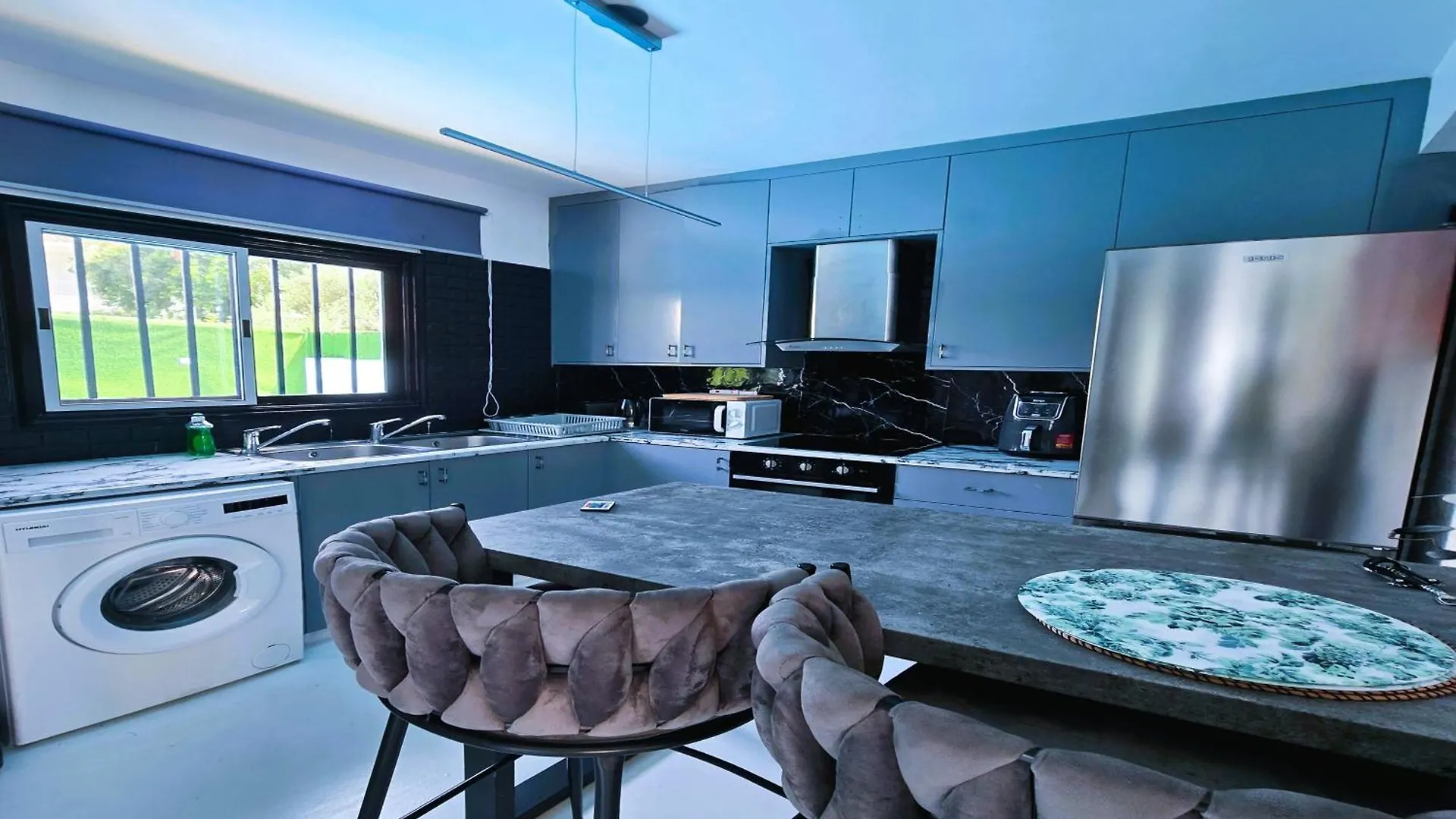 3 Bedroom Villa, Private Pool, Hot Tub Protaras Villa