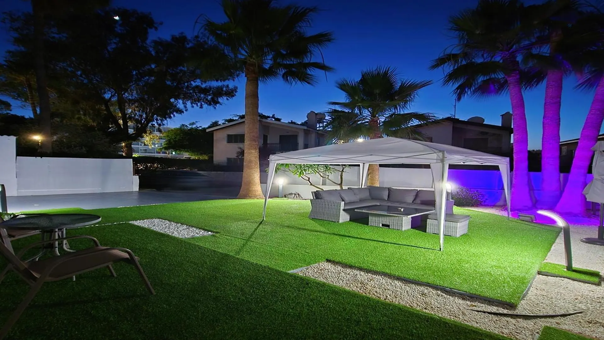 Villa 3 Bedroom Villa, Private Pool, Hot Tub Protaras Cyprus