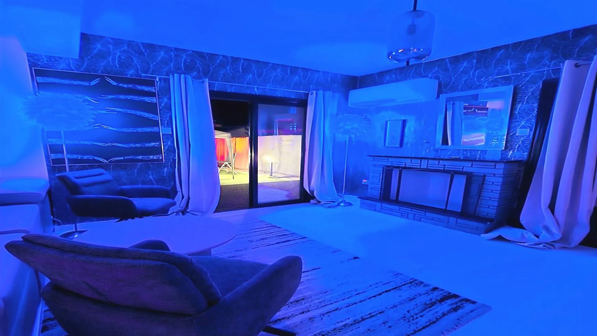 3 Bedroom Villa, Private Pool, Hot Tub Protaras Villa