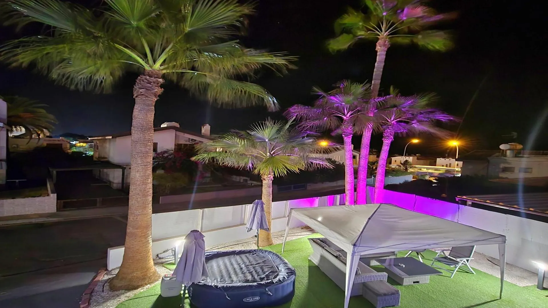 Villa 3 Bedroom Villa, Private Pool, Hot Tub Protaras